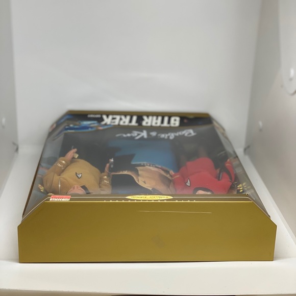 BARBIE & KEN STAR TREK GIFT SET COLLECTORS EDITION - Picture 7 of 10